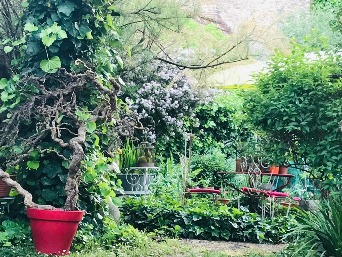 La Maison Des Roses Moulins  Kültér fotó